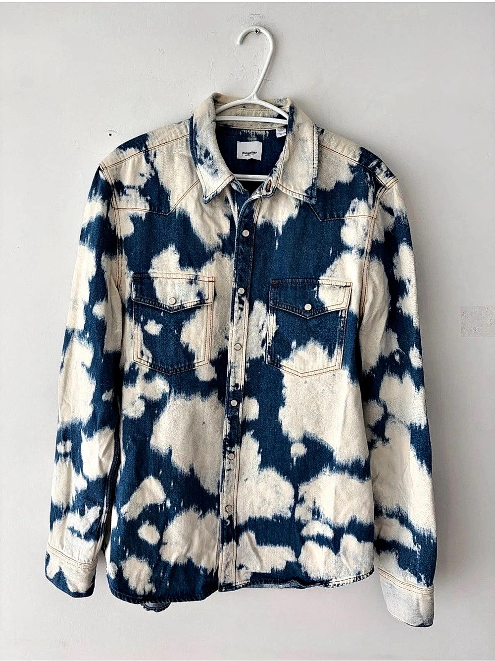 Burberry Blue & White Denim Shirt Jacket Size Medium Like New